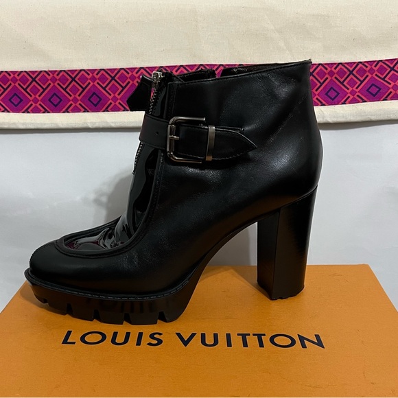 LAURA BALLARIVA  ITALY - Picture 3 of 12